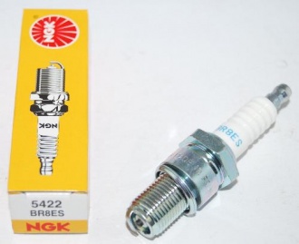 BR8ES �wieca zap�onowa NGK